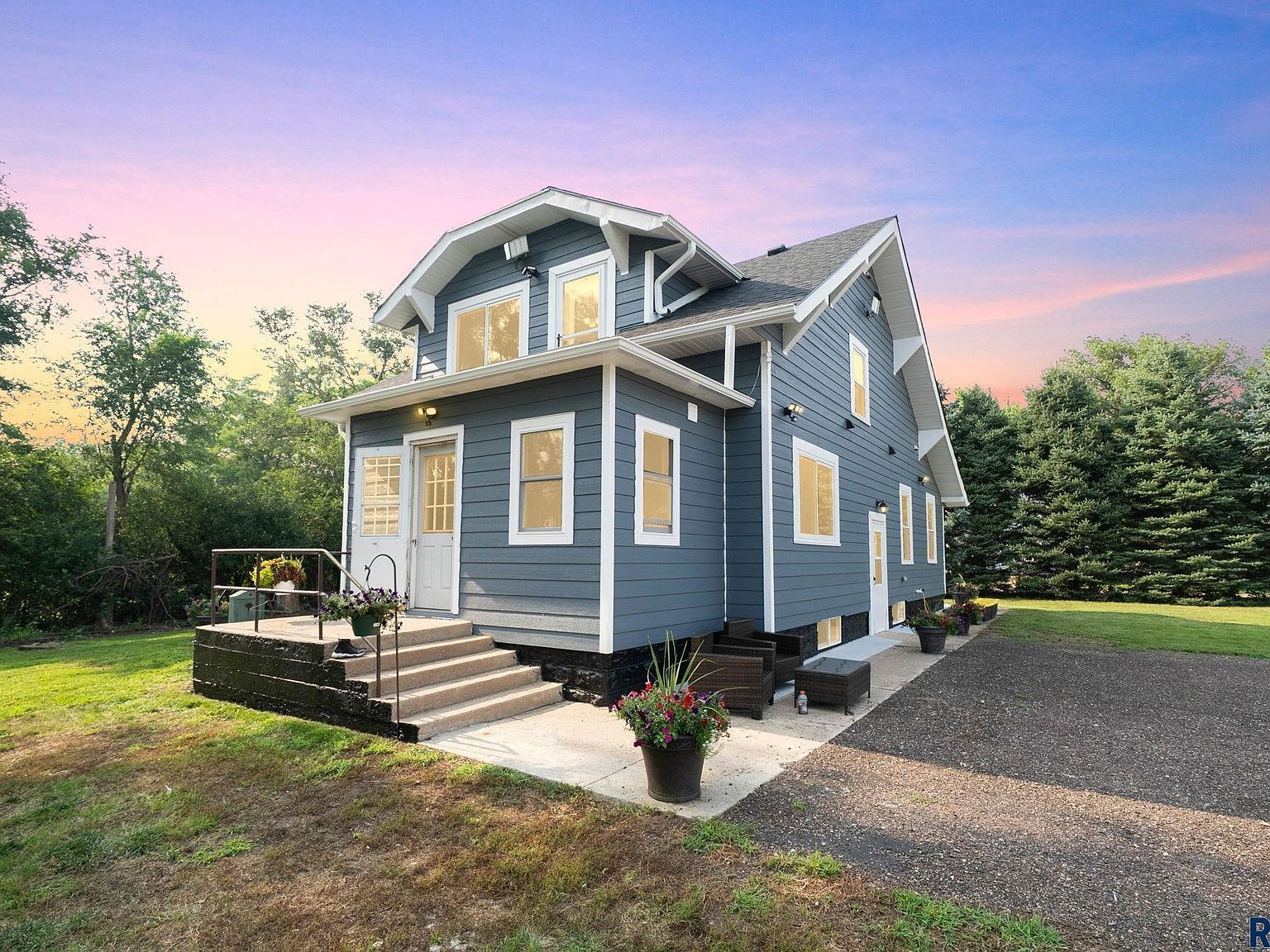 111 Maple St W Monroe, SD 57047 - Thumbnail 4