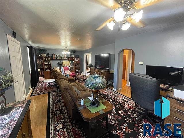 122 E 10th St Gregory, SD 57533 - Thumbnail 4