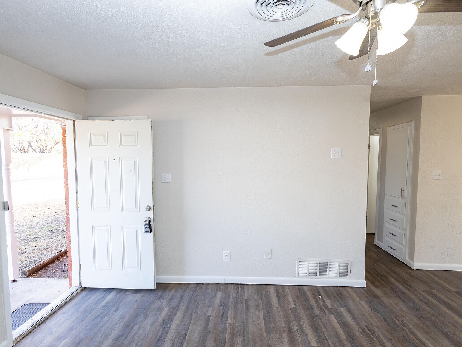 606 Bangor Ave Lubbock, TX 79416 - Thumbnail 4