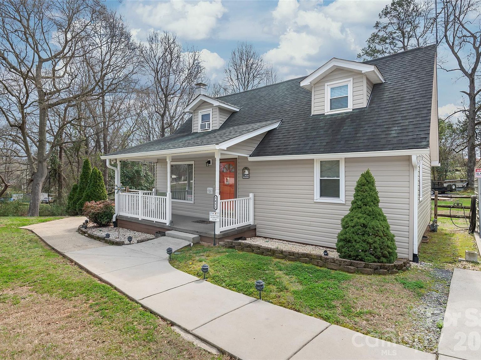 1411 Hensley Rd Fort Mill, SC 29715 - Thumbnail 4