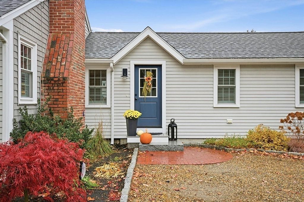 61 Spofford St Newburyport, MA 01950 - Thumbnail 4