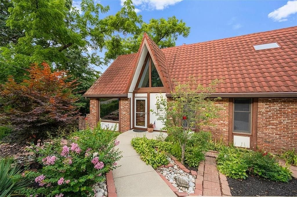 4710 Monrovia St Shawnee, KS 66216 - Thumbnail 4