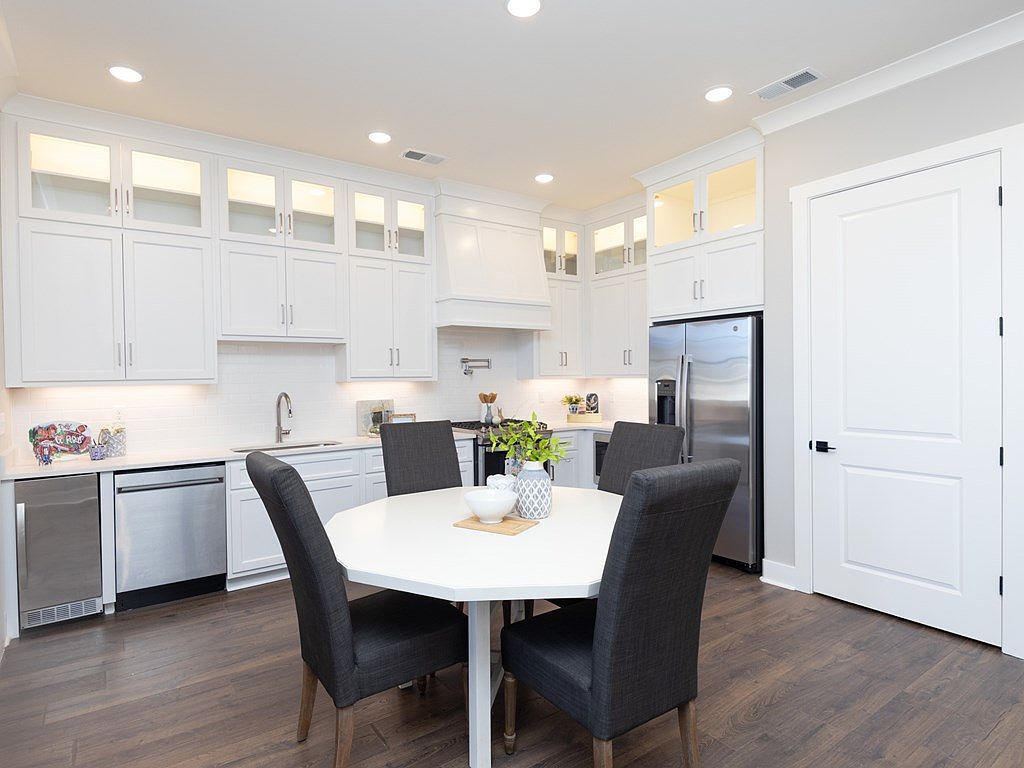 326 Cottage Ln Oxford, MS 38655 - Thumbnail 4