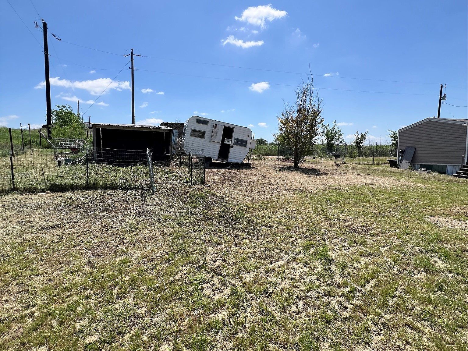 4215 Lanark Dr Cresson, TX 76035 - Thumbnail 4
