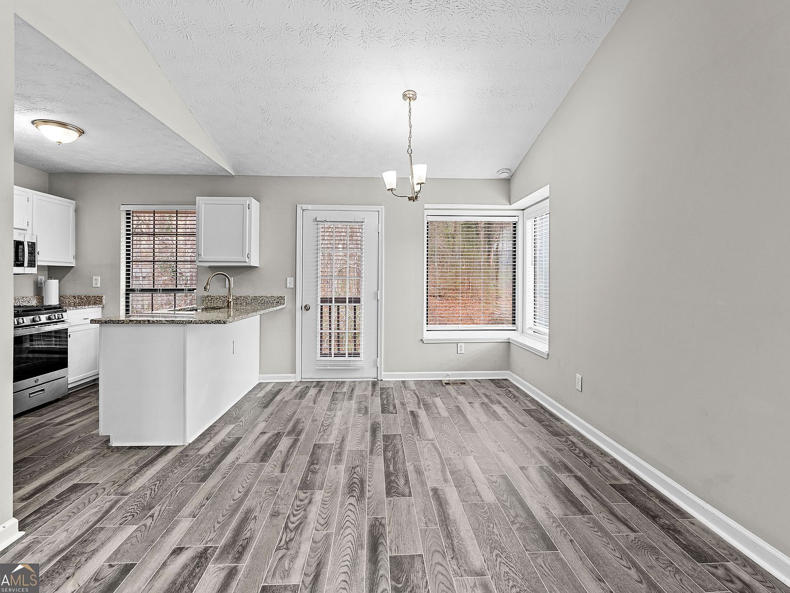 6205 Littleton Dr Union City, GA 30291 - Thumbnail 4