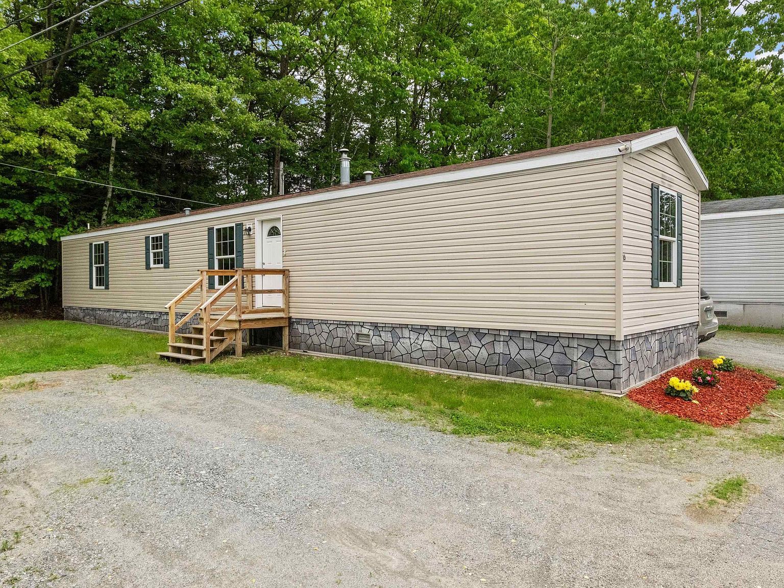 15 Trailer Park Rd Woodsville, NH 03785 - Thumbnail 4