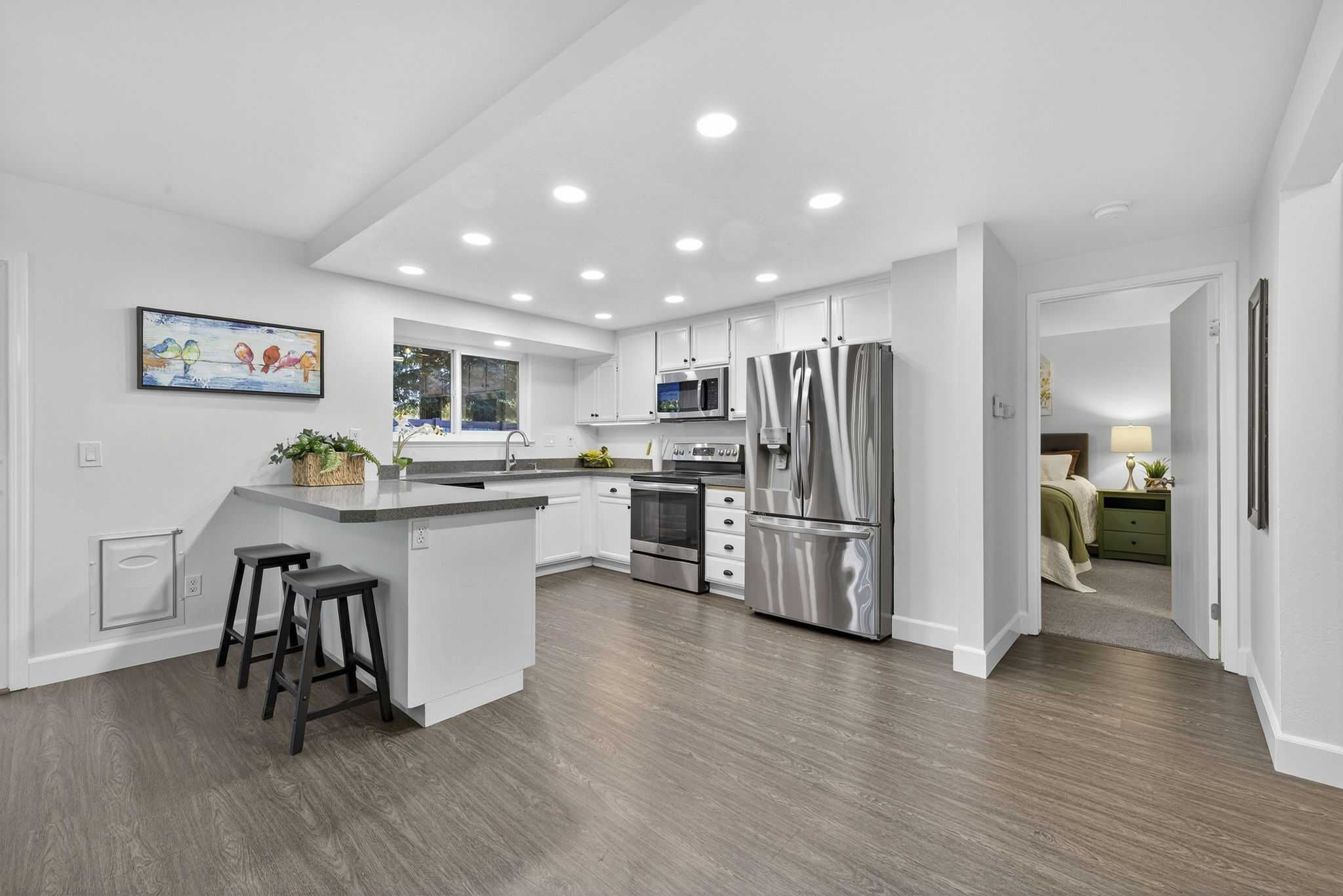 2484 College Park Cir, Santa Rosa, CA, USA, 95401 - Thumbnail 4