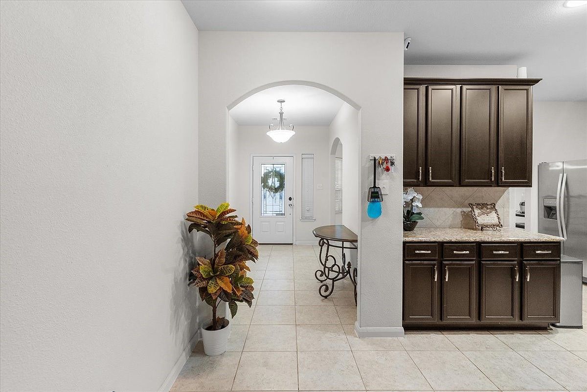 2529 Spring Meadows Dr Denton, TX 76209 - Thumbnail 4