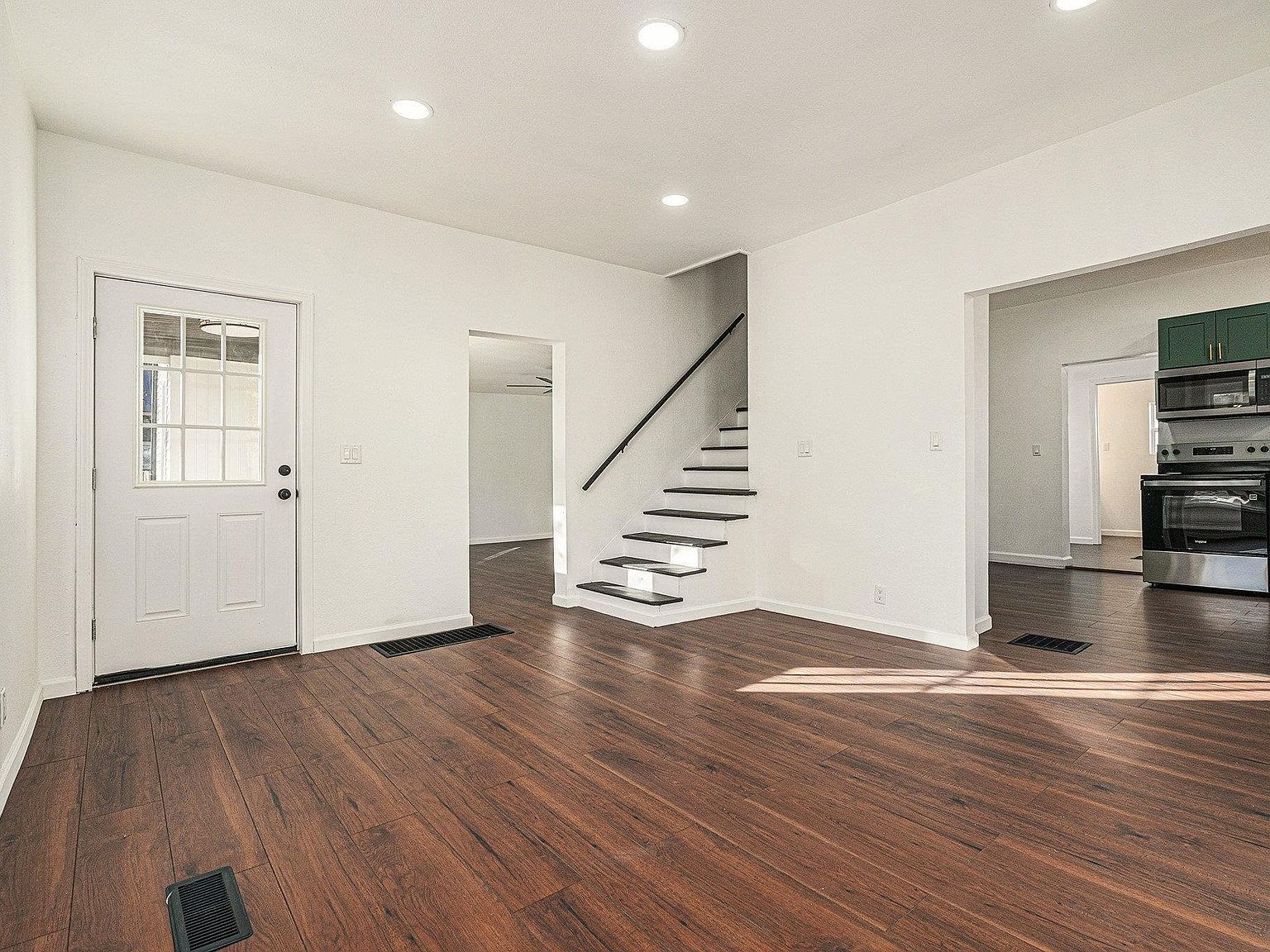 217 N Sherman St Lagrange, IN 46761 - Thumbnail 4