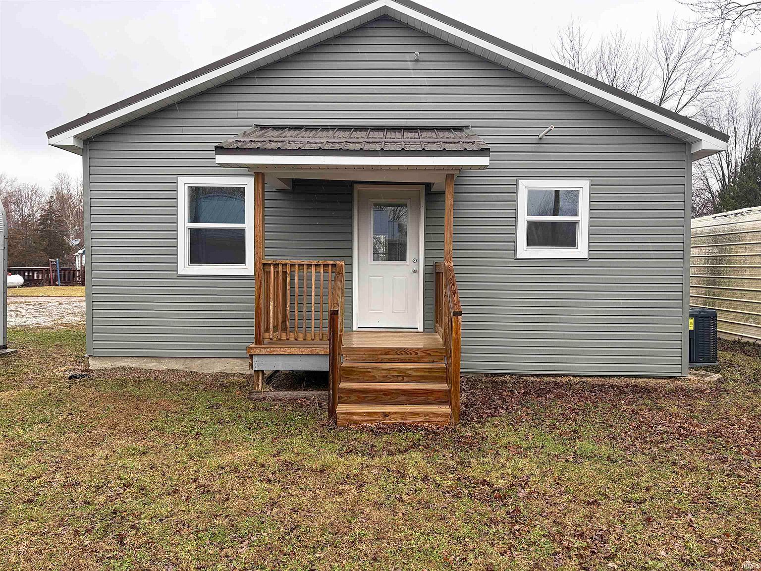 4567 W B Dr Albion, IN 46701 - Thumbnail 4