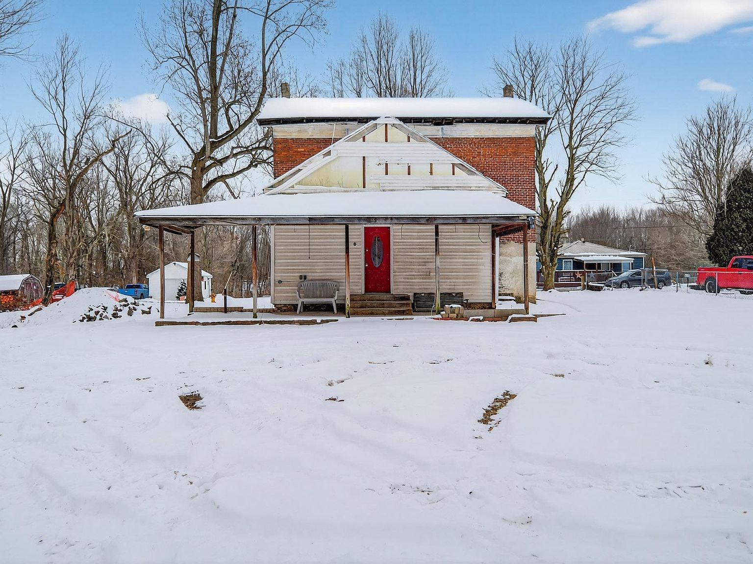 732 Barclay St Logansport, IN 46947 - Thumbnail 4