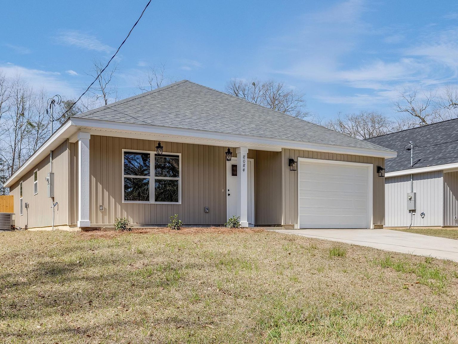 8084 3rd St Laurel Hill, FL 32567 - Thumbnail 4