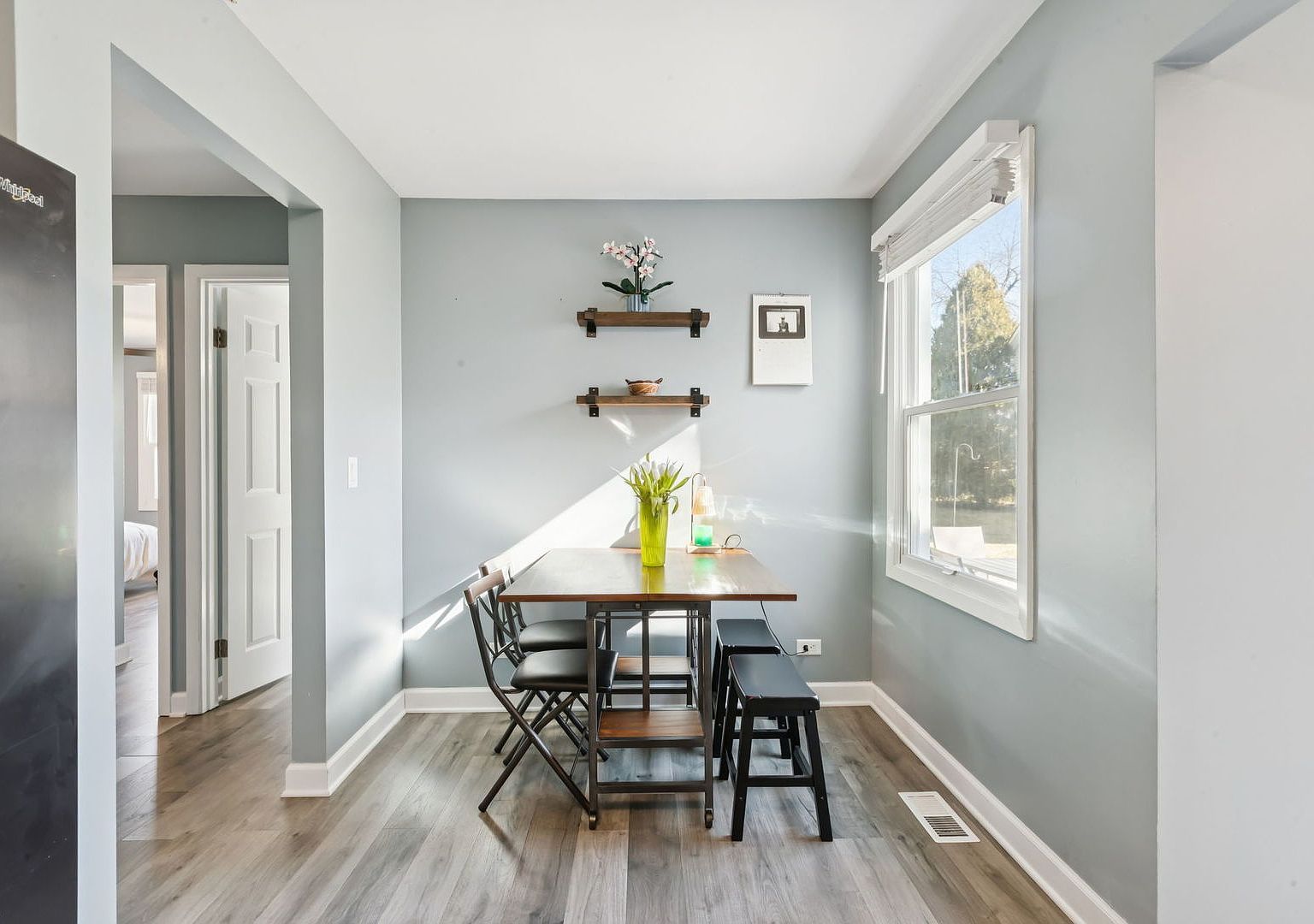 1063 Stonehedge Dr Schaumburg, IL 60194 - Thumbnail 4