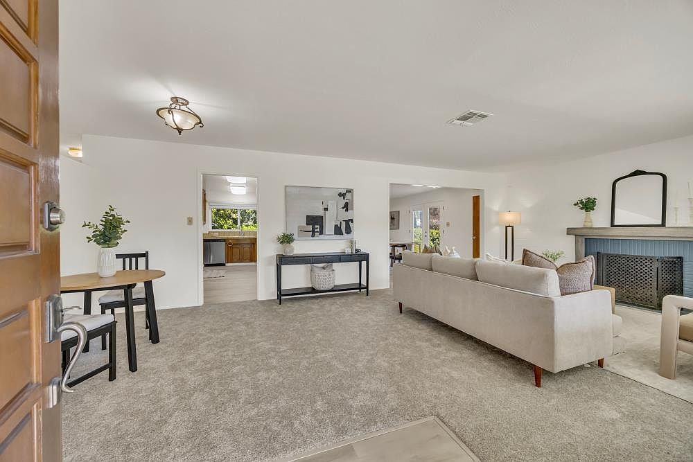 1900 Flowers St Sacramento, CA 95825 - Thumbnail 4