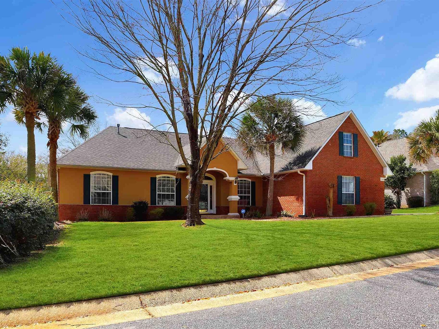 2443 Bowling Green Way Cantonment, FL 32533 - Thumbnail 4