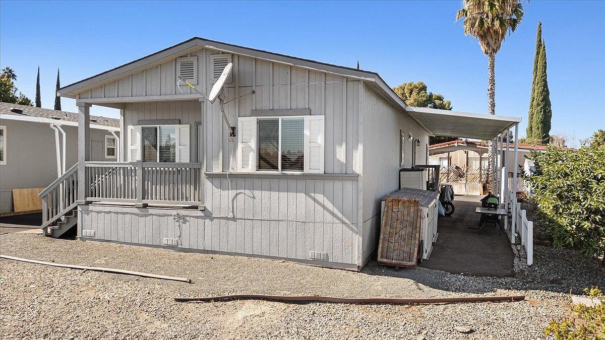 4399 Aplicella Ct #75 Manteca, CA 95337 - Thumbnail 4