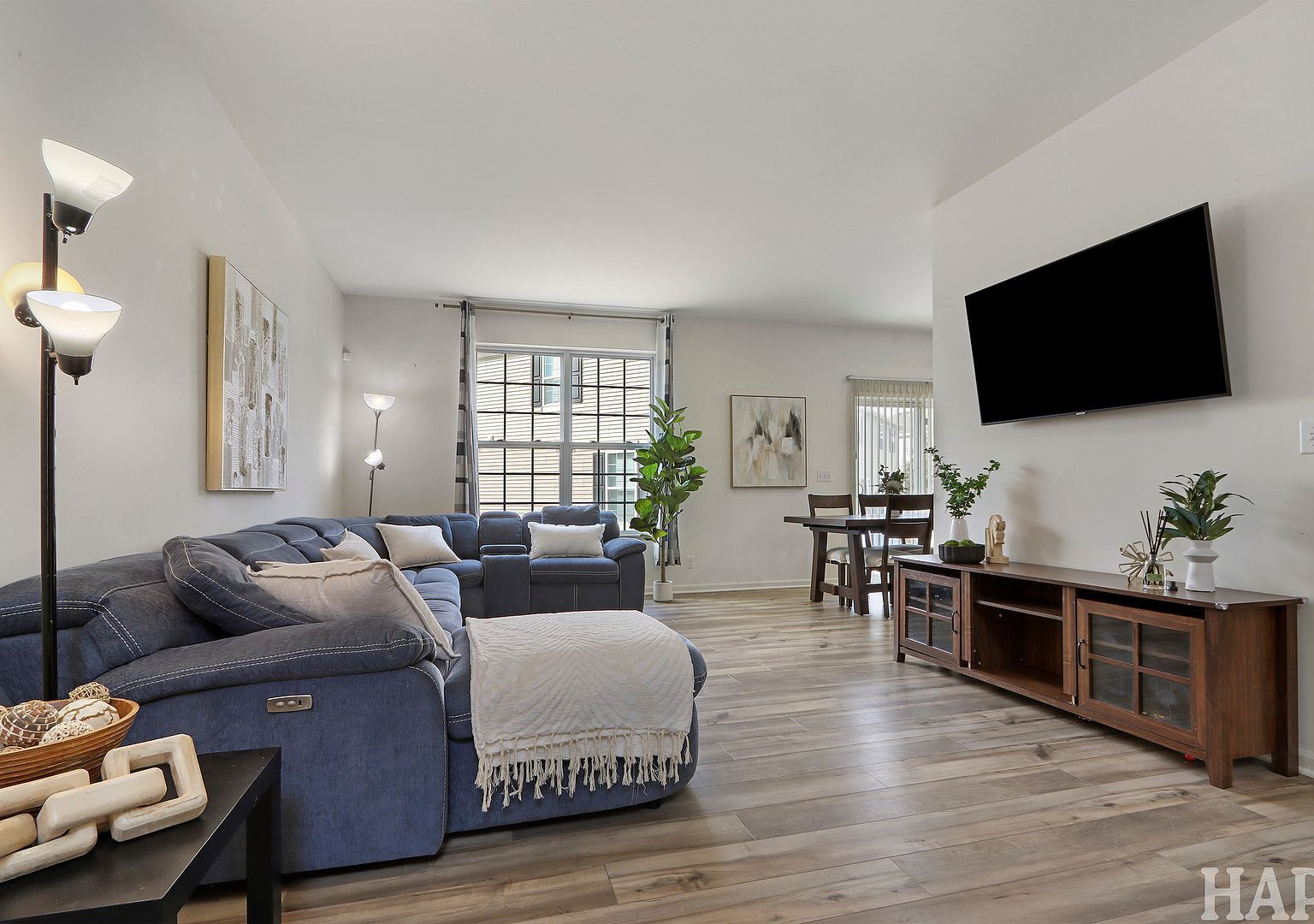 8512 Stillwater Rd Wonder Lake, IL 60097 - Thumbnail 4