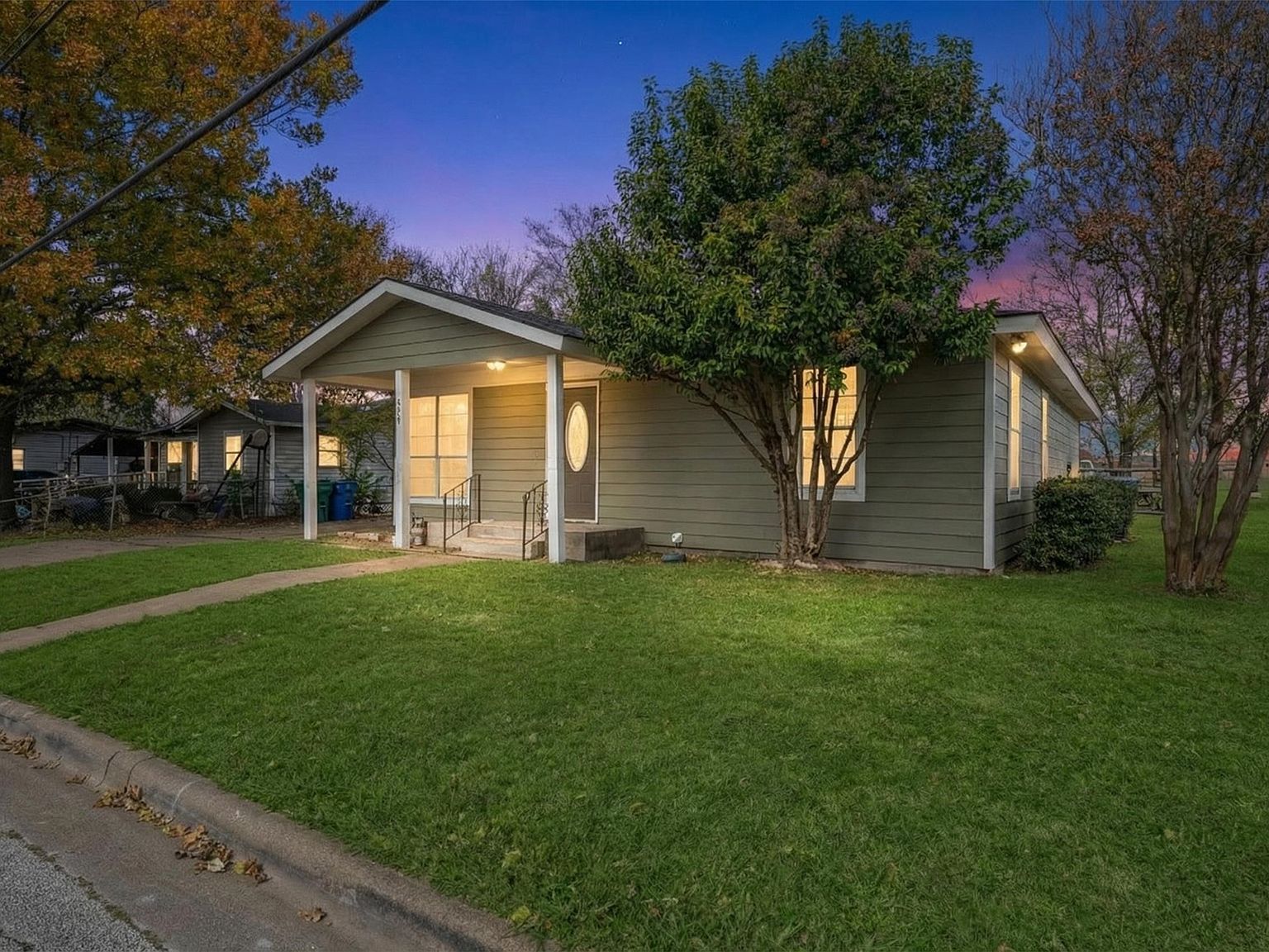 505 Perry Ave Waxahachie, TX 75165 - Thumbnail 4