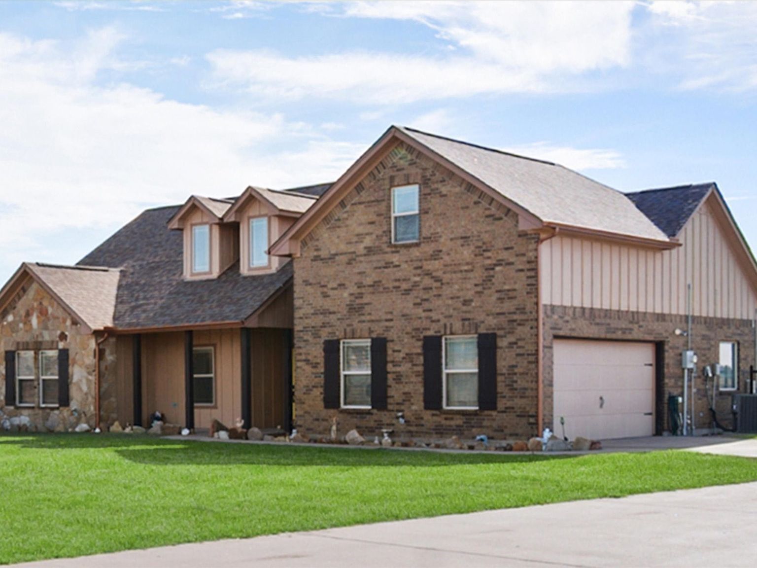 12549 County Road 1002 Godley, TX 76044 - Thumbnail 4