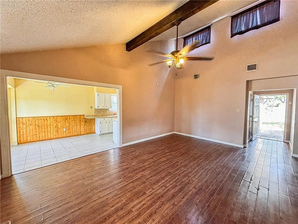 3125 Roanoke Dr Corpus Christi, TX 78414 - Thumbnail 4