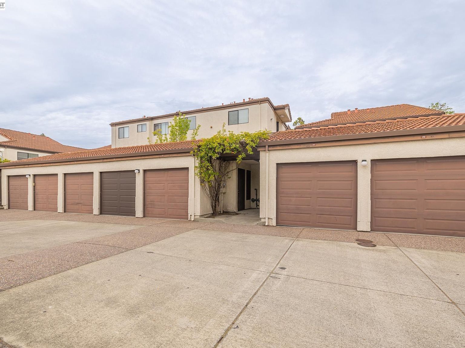 21103 Gary Dr APT 318A Hayward, CA 94546 - Thumbnail 4