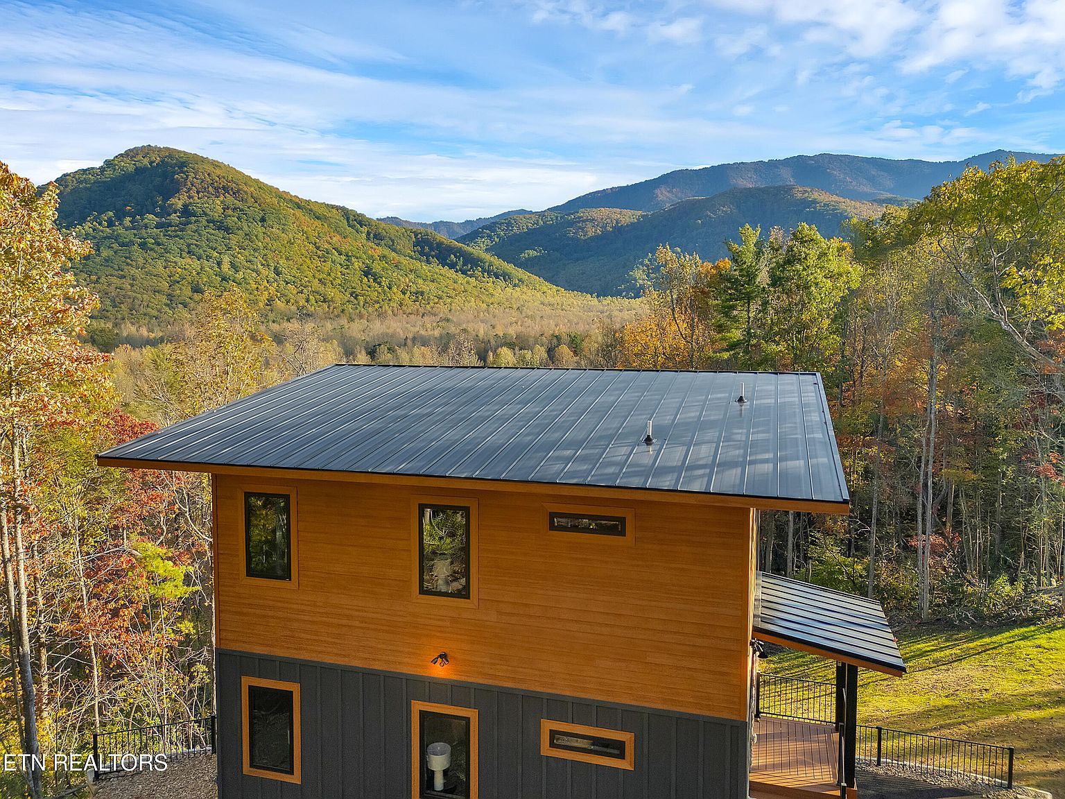 2671 Switchback Way Cosby, TN 37722 - Thumbnail 4