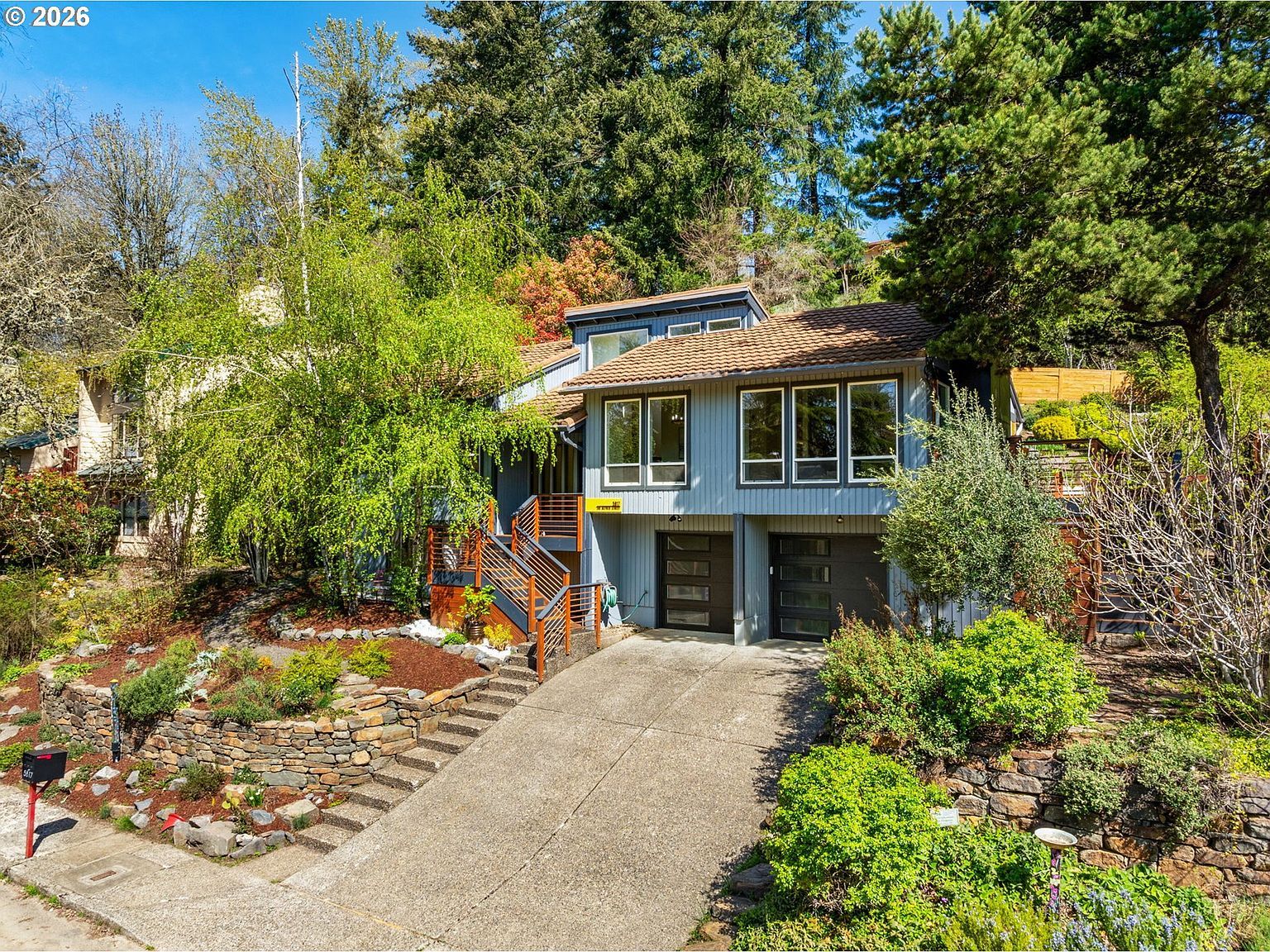 5817 SW Alfred St Portland, OR 97219 - Thumbnail 4