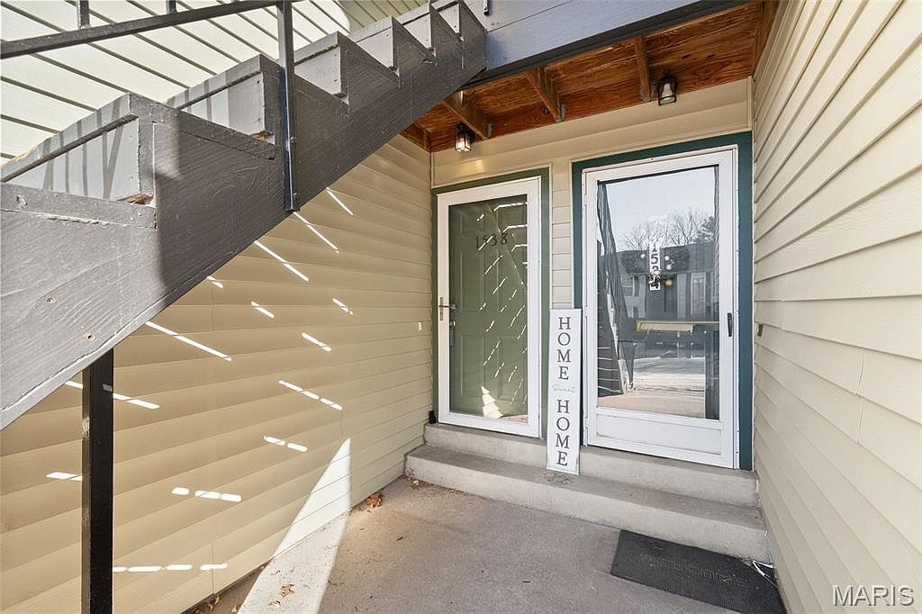 1538 Surrey Ln #A Saint Charles, MO 63304 - Thumbnail 4