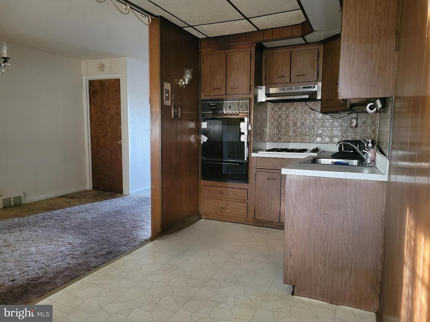 1636 Forrestal St Philadelphia, PA 19145 - Thumbnail 4