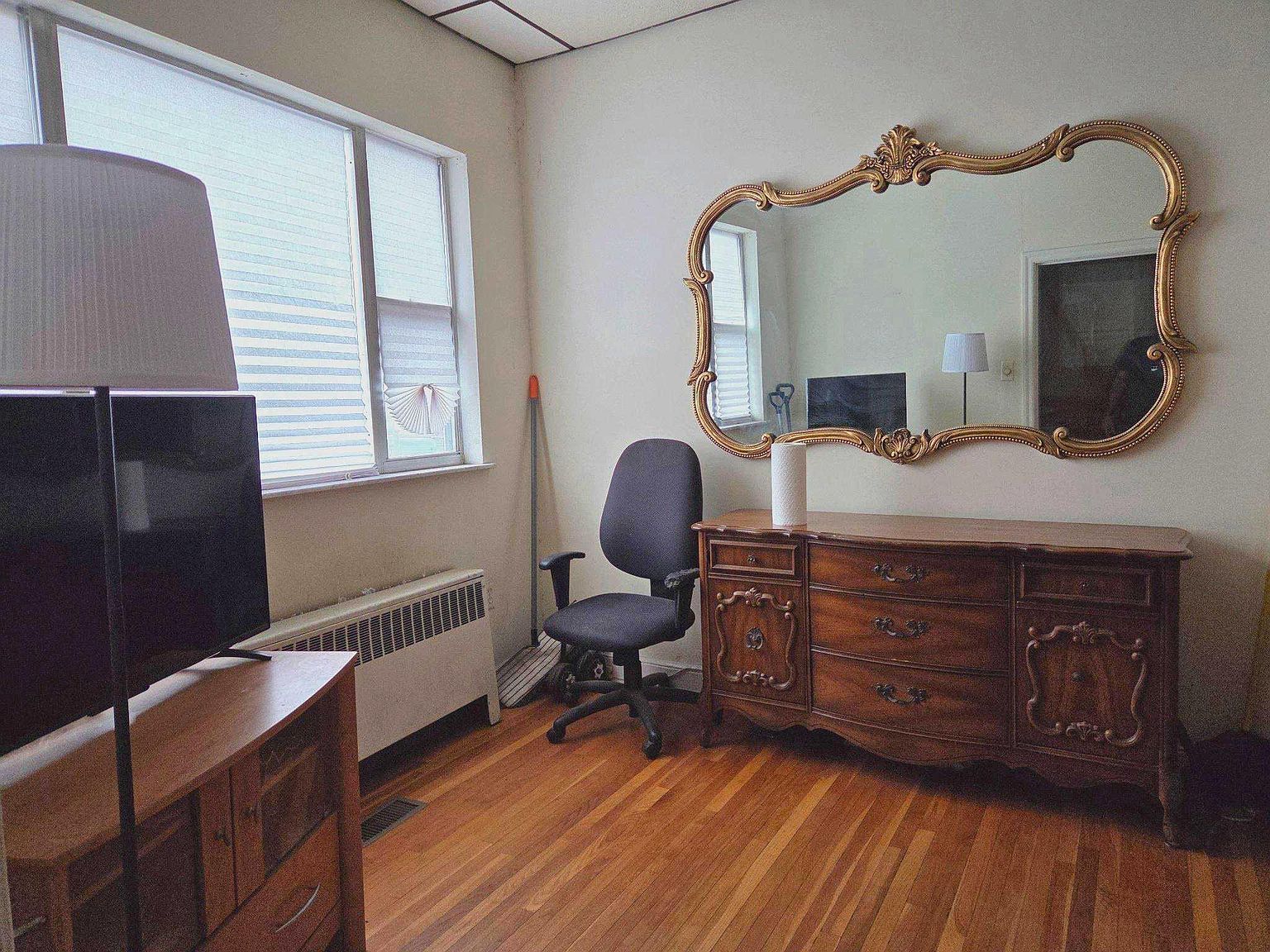 1533 W Passyunk Ave Philadelphia, PA 19145 - Thumbnail 4