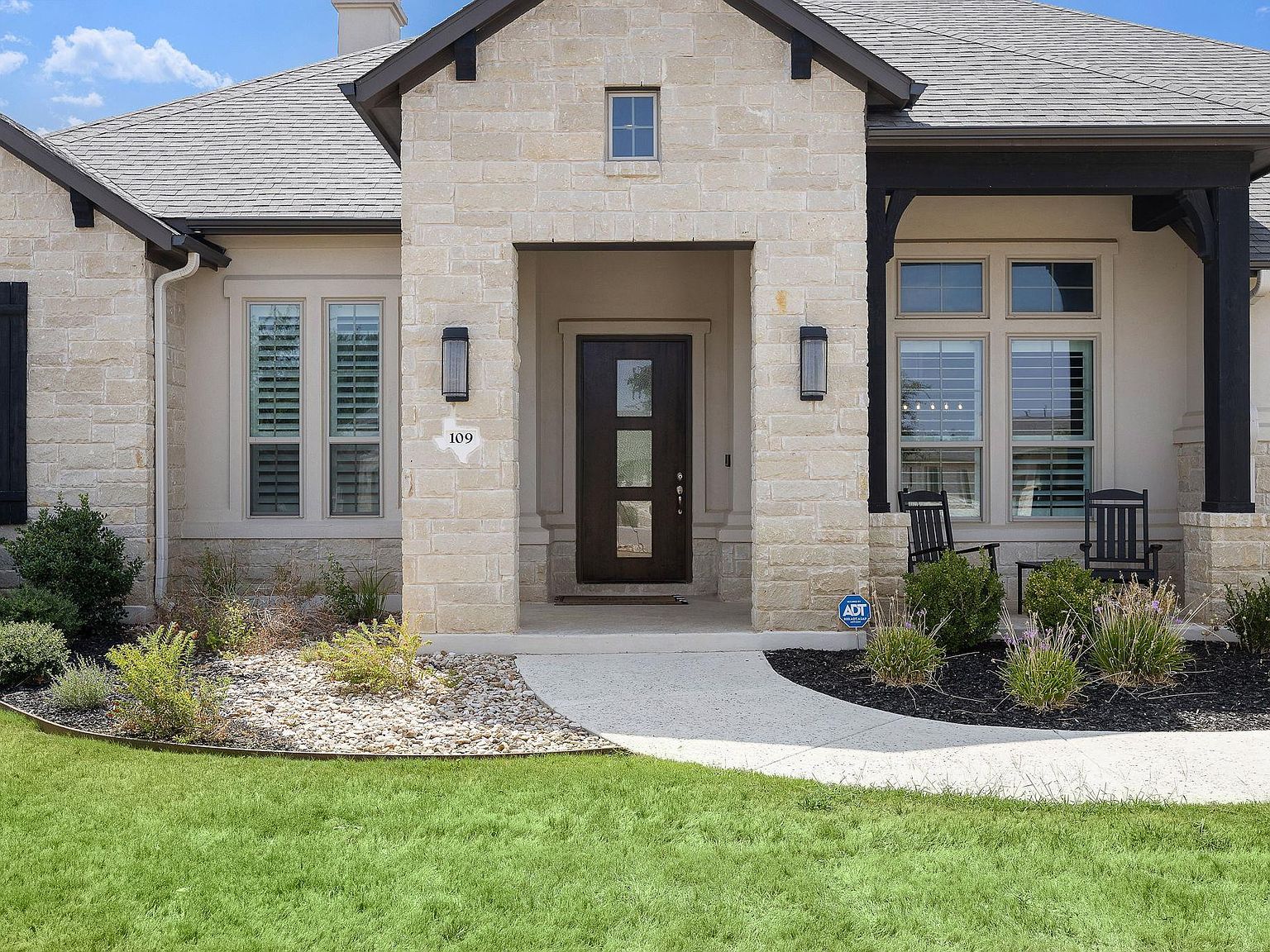 109 Houston Loop Liberty Hill, TX 78642 - Thumbnail 4