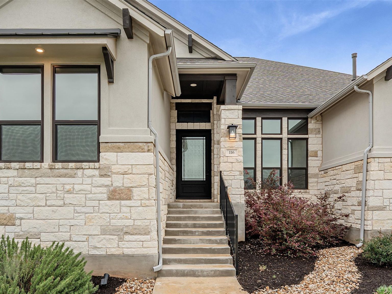 116 Rancho Deluxe Liberty Hill, TX 78642 - Thumbnail 4