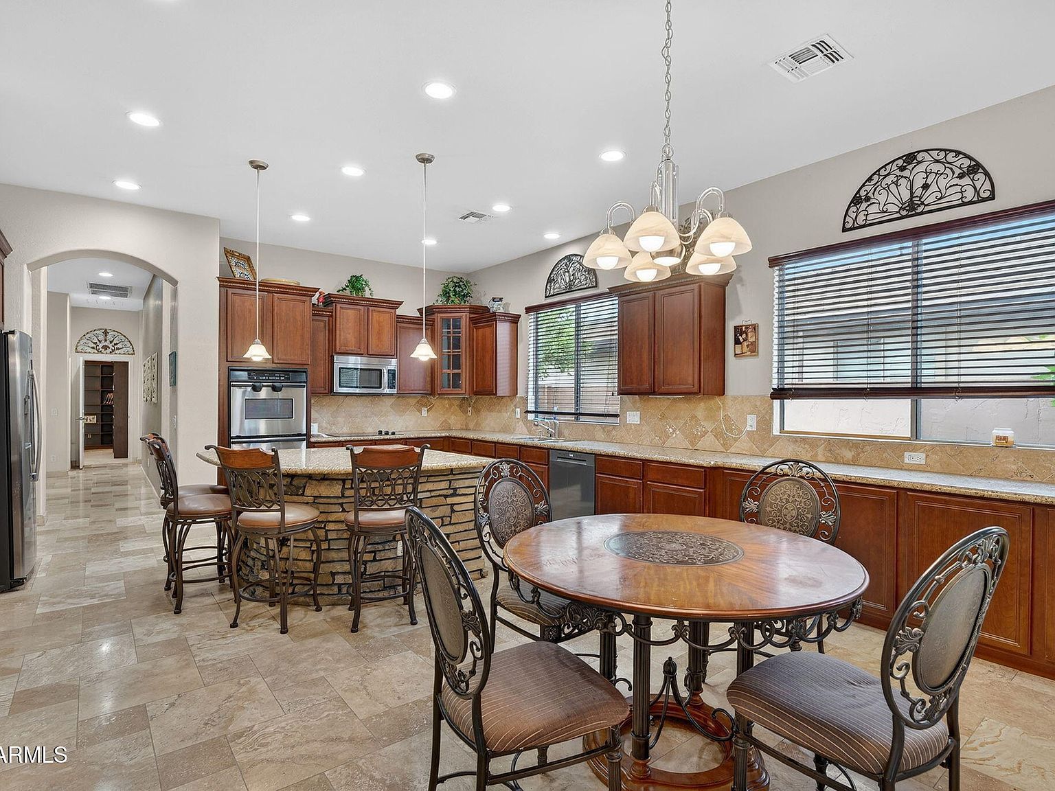 3153 S Sierra St Gilbert, AZ 85295 - Thumbnail 4