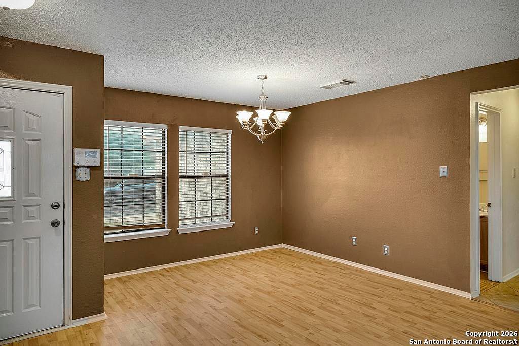 7931 Pecan Hts San Antonio, TX 78244 - Thumbnail 4