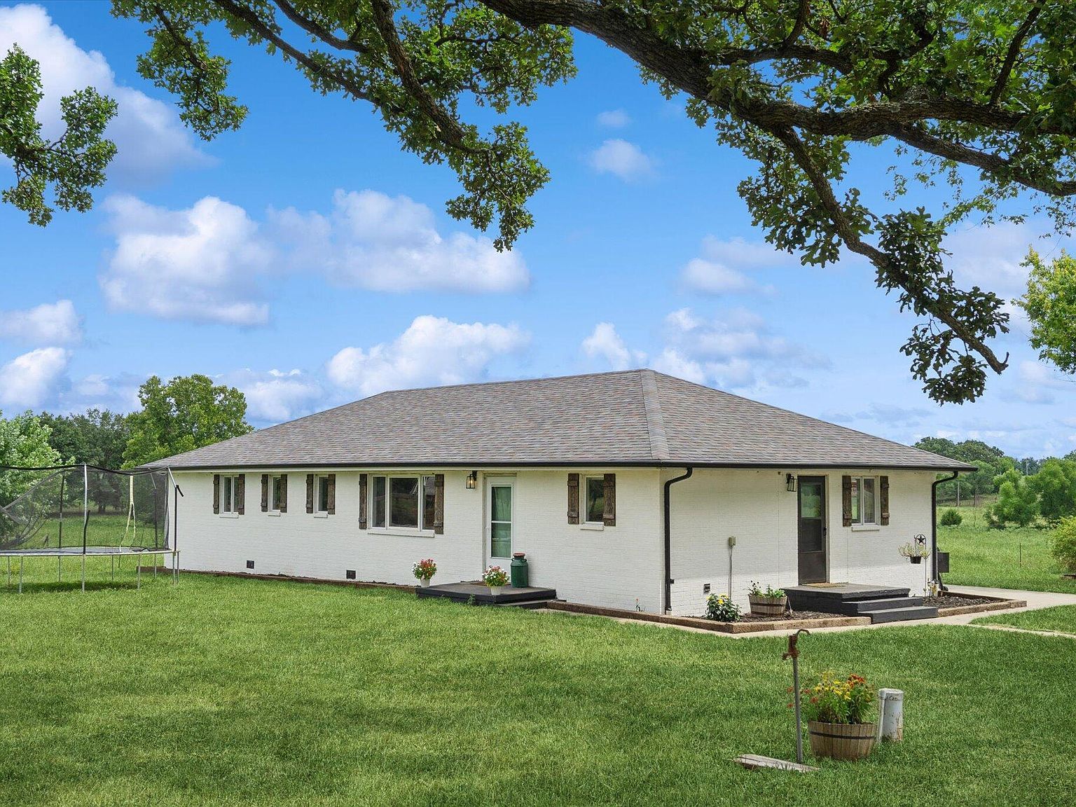 558 E 427th Rd Bolivar, MO 65613 - Thumbnail 4