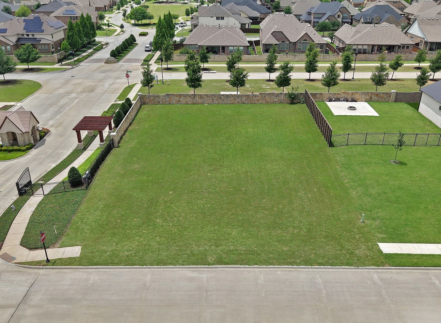 1108 Knoll Crest Dr Mansfield, TX 76063 - Thumbnail 4