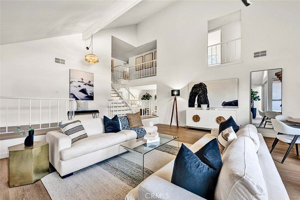 22831 Costa Bella Dr Lake Forest, CA 92630 - Thumbnail 4