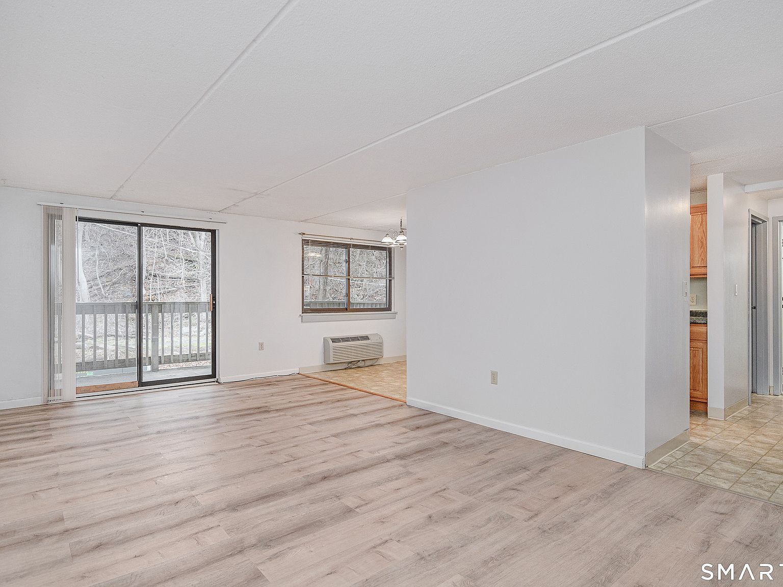 126 Triangle St APT A32 Danbury, CT 06810 - Thumbnail 4