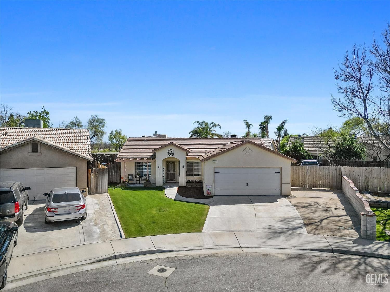 3305 Kimmie Rachelle Ct Bakersfield, CA 93313 - Thumbnail 4