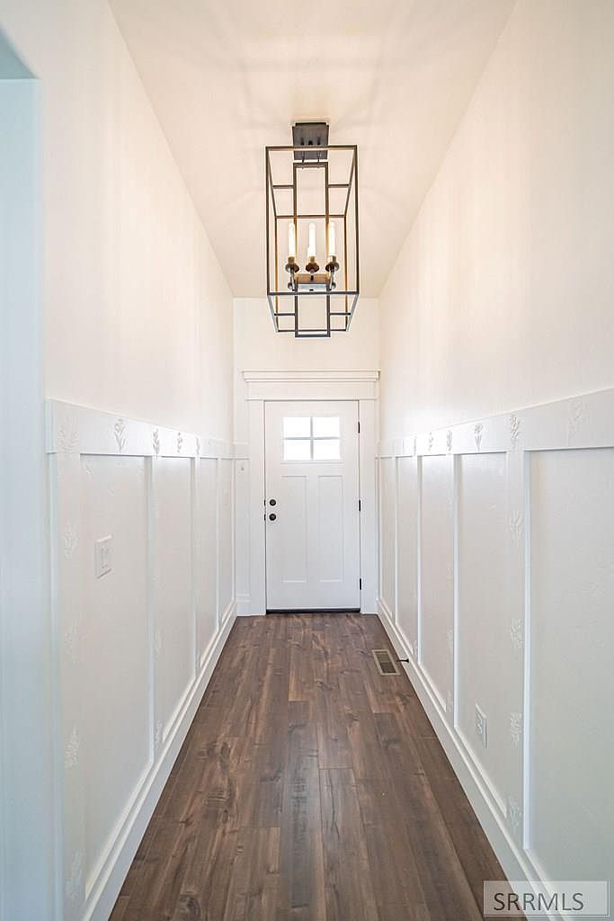 3487 N Jade St Ammon, ID 83401 - Thumbnail 4