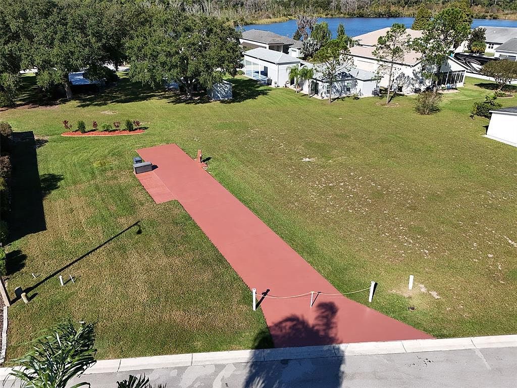 1052 Caravan Loop #94 Polk City, FL 33868 - Thumbnail 4