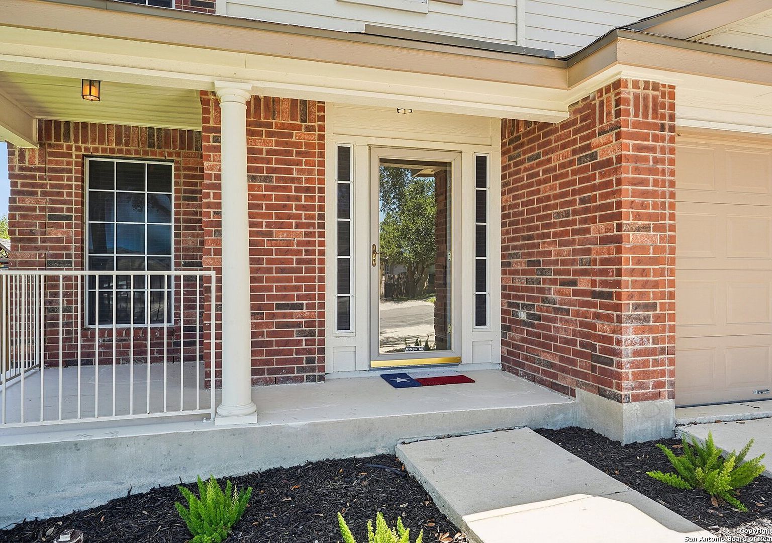 614 Granite Clf San Antonio, TX 78251 - Thumbnail 4