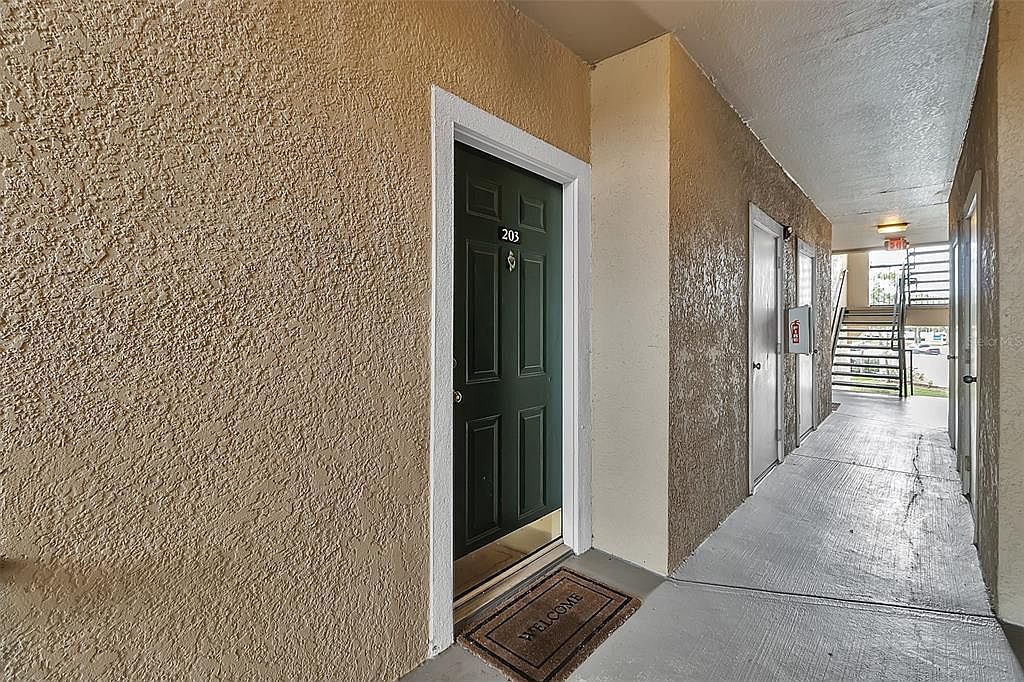 5110 Northridge Rd UNIT 203 Sarasota, FL 34238 - Thumbnail 4