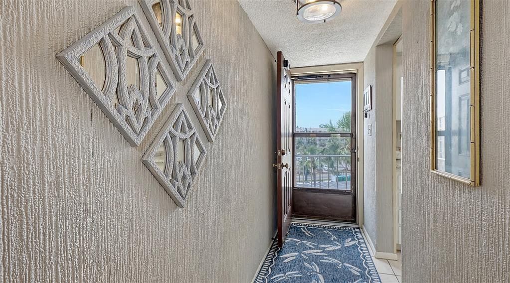 3647 Lake Bayshore Dr #J416 Bradenton, FL 34205 - Thumbnail 4