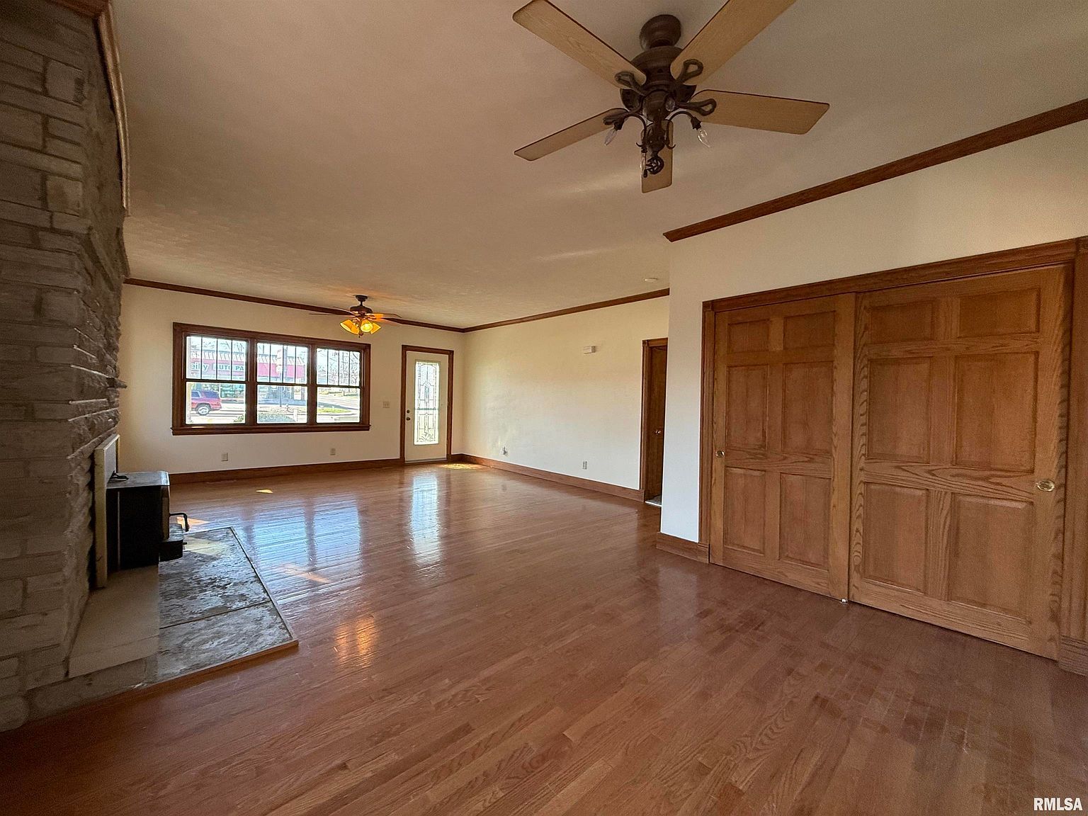 4236 N Prospect Rd Peoria, IL 61614 - Thumbnail 4