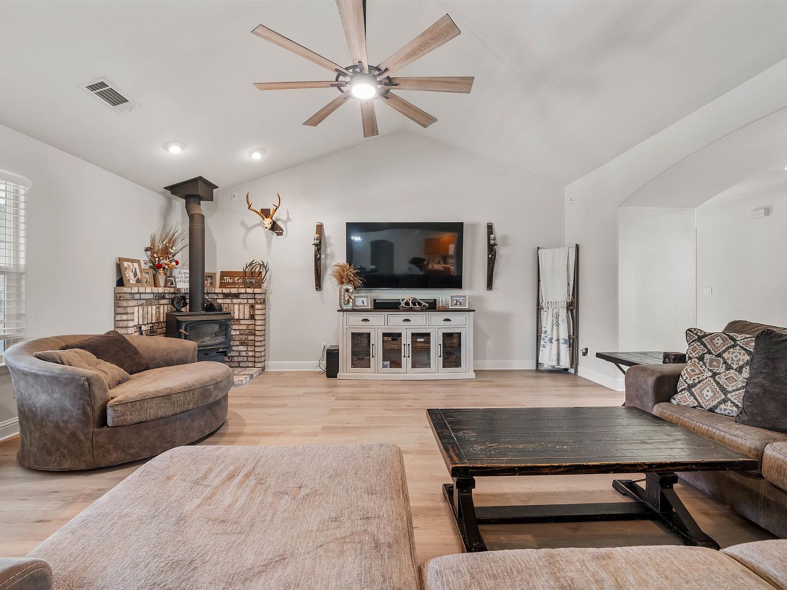 20733 Edgewater St Cottonwood, CA 96022 - Thumbnail 4