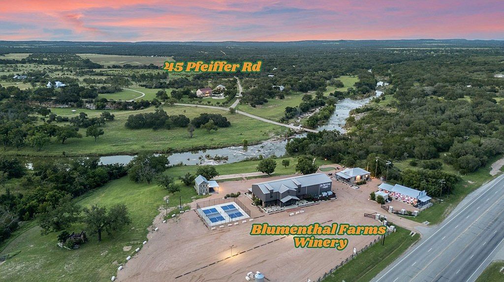 45 Pfeiffer Rd Fredericksburg, TX 78624 - Thumbnail 4