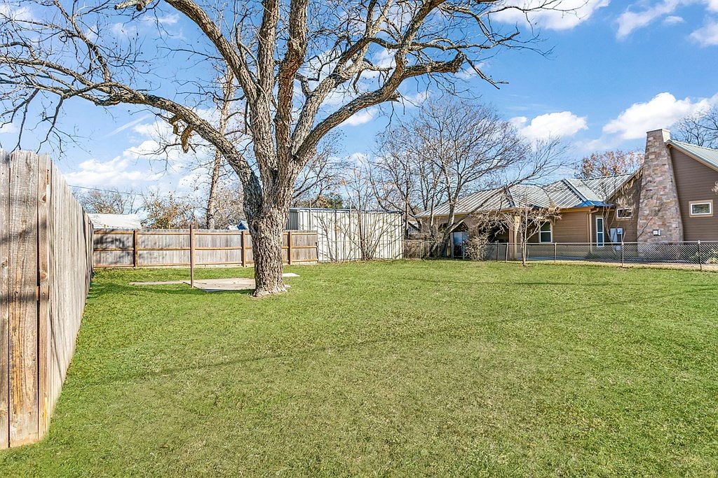 804 E Highway St Fredericksburg, TX 78624  | Land/Lot