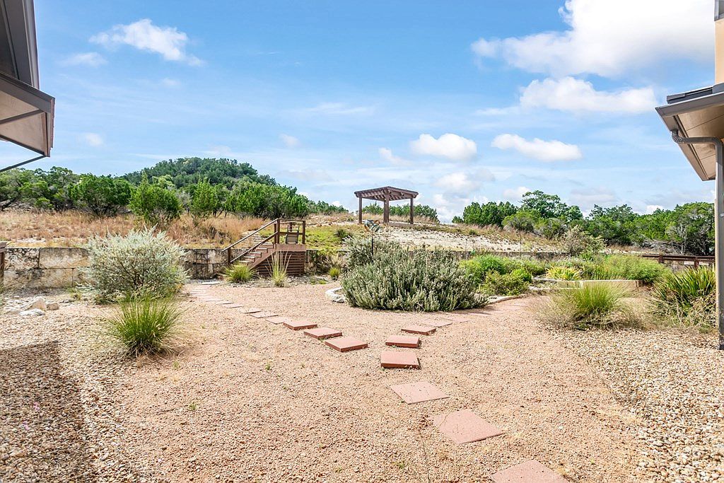 756 Cool Water Ranch Rd Fredericksburg, TX 78624 - Thumbnail 4