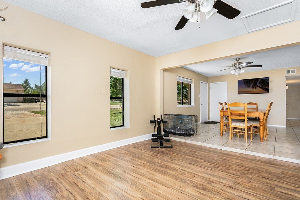 90 Quail Run Harper, TX 78631 - Thumbnail 4